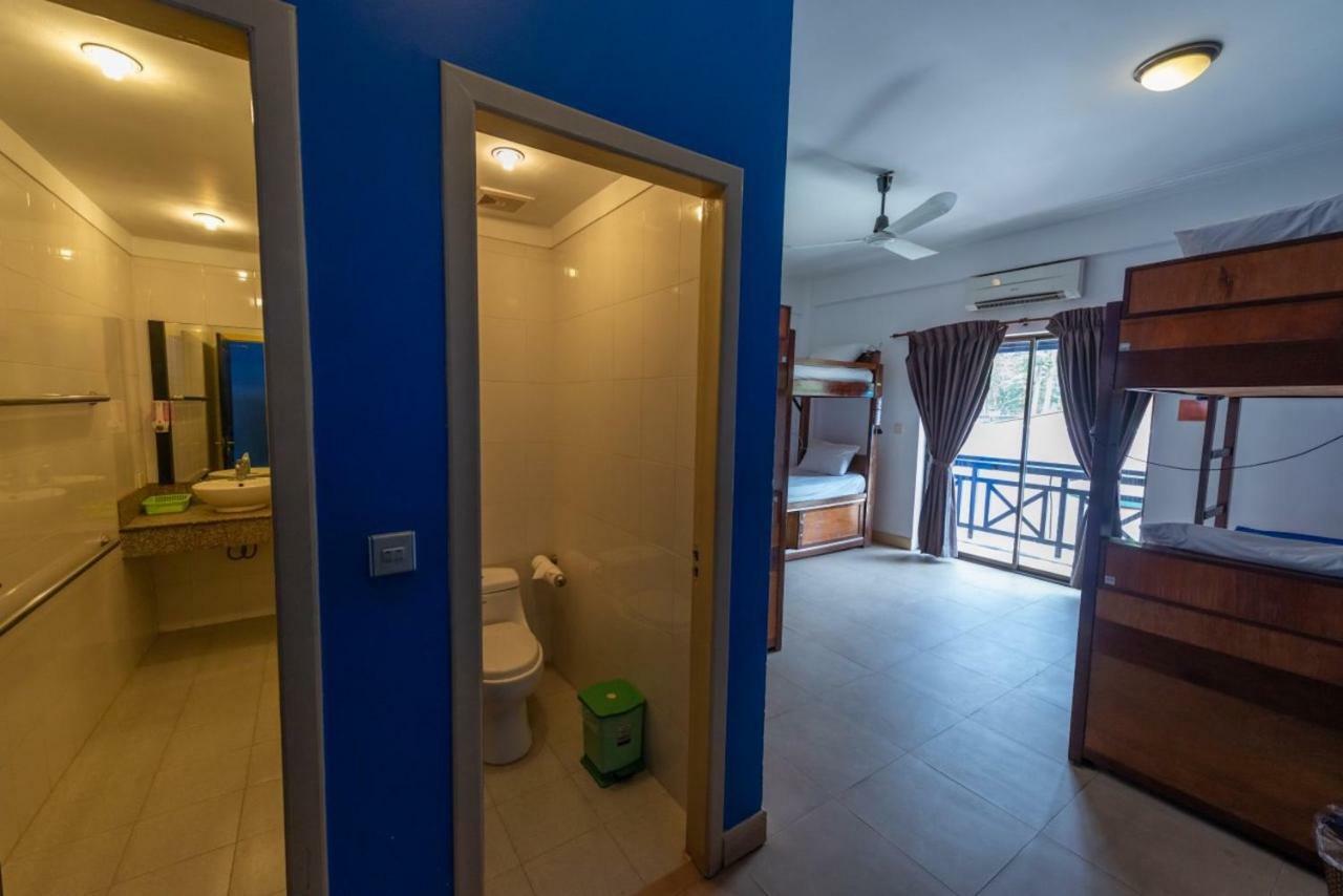Gz Plan B Hostel Siem Reap Exterior foto