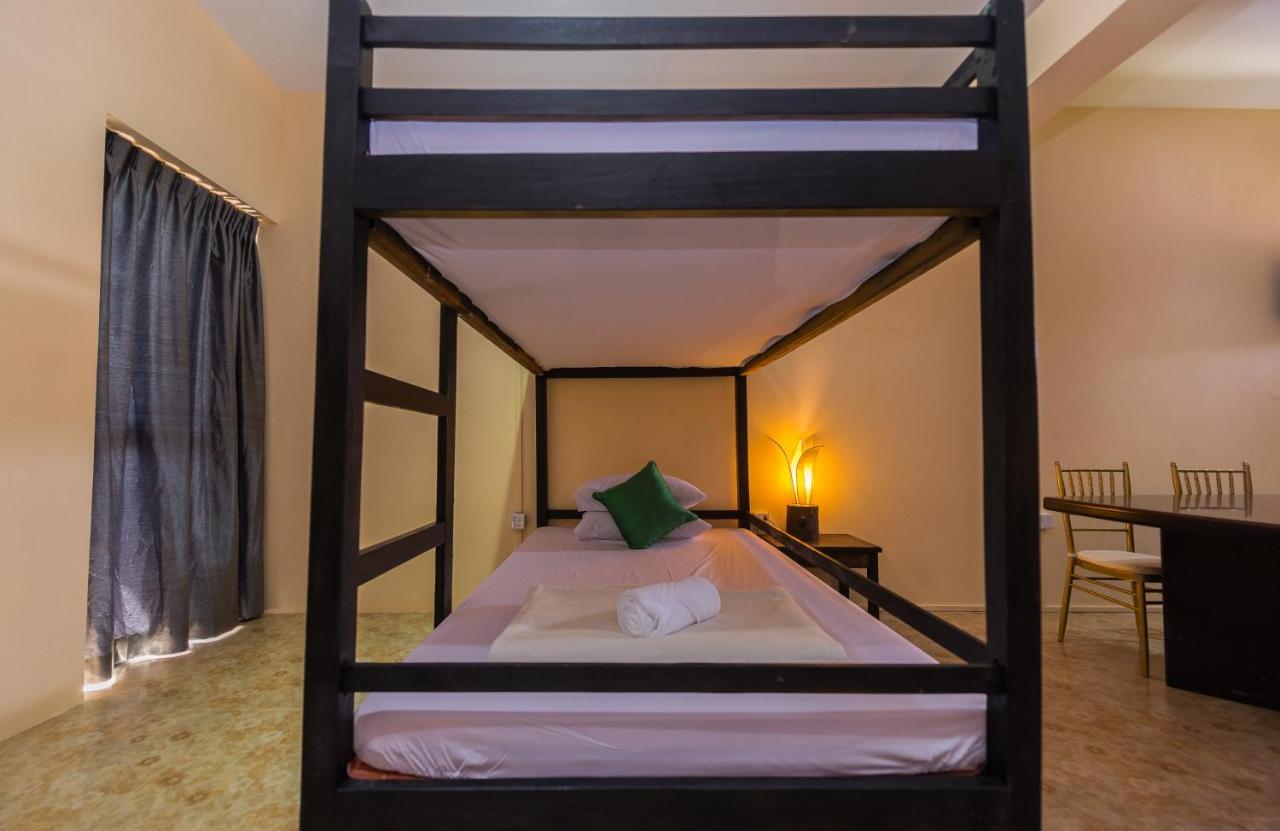 Gz Plan B Hostel Siem Reap Exterior foto